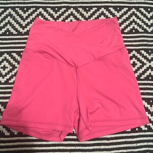 OFFLINE AERIE V Front shorts 💖